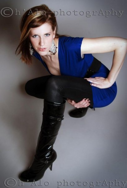 Female model photo shoot of Nicole Emerick
