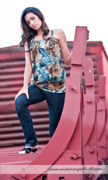 Female model photo shoot of Brianne Ghosh