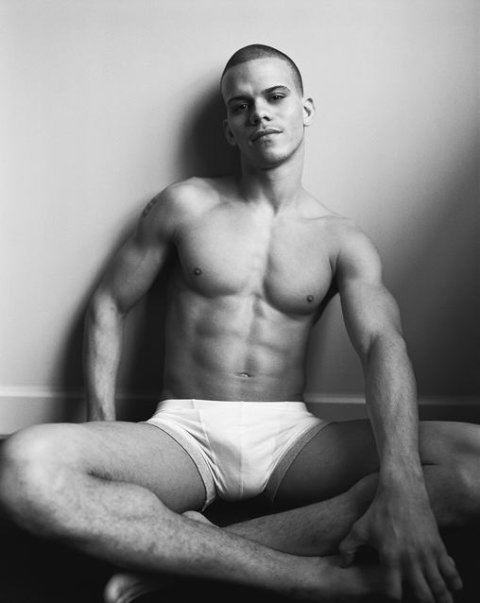 Male model photo shoot of Brian Carlos Delgado