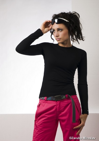 Female model photo shoot of lenka smereka