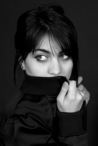 Female model photo shoot of Nicole Jay-
