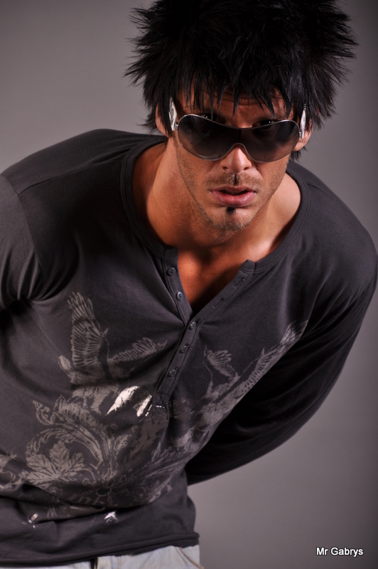 Male model photo shoot of Gabriel Gabrys