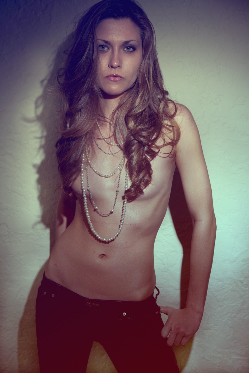 Female model photo shoot of Sydney Nichole by Michael Blackmon
