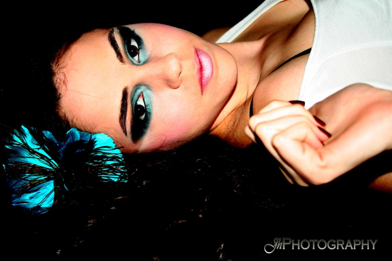 Female model photo shoot of Jenny Sanj