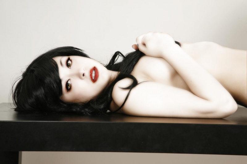 Female model photo shoot of Nieriel , retouched by Jessie Miguel Gomez
