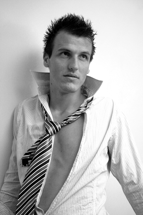 Male model photo shoot of Stefan Toth in OZ