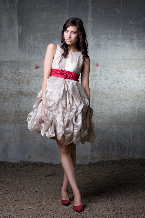 Female model photo shoot of Anna Peng