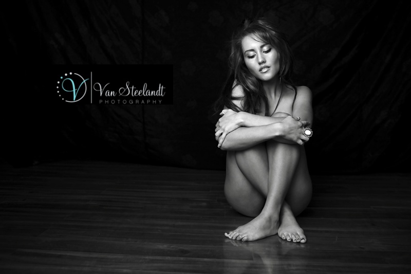 Female model photo shoot of Dani Van Steelandt