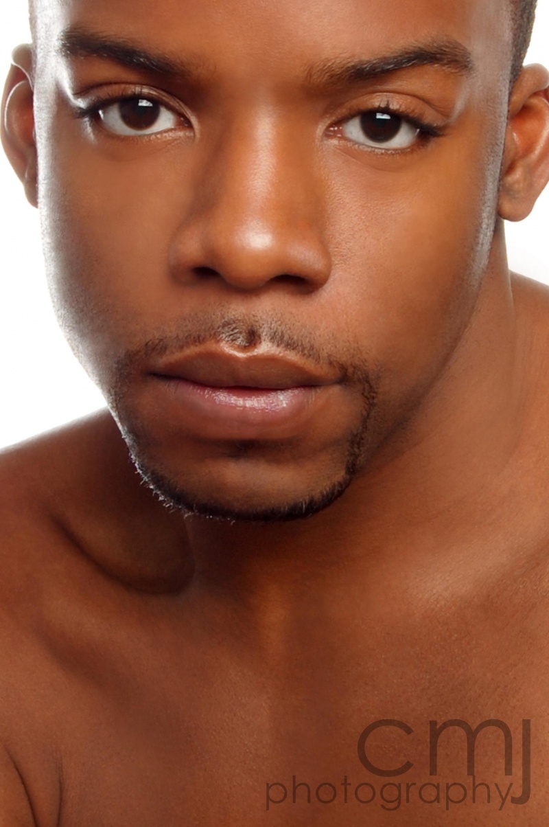 Male model photo shoot of Leon42 by Carlos the Photog