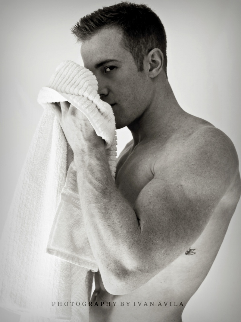 Male model photo shoot of Tyler Downing by Ivan Avila Photography