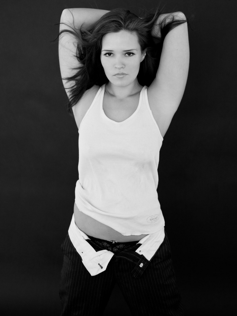 Female model photo shoot of Emily Mansfield