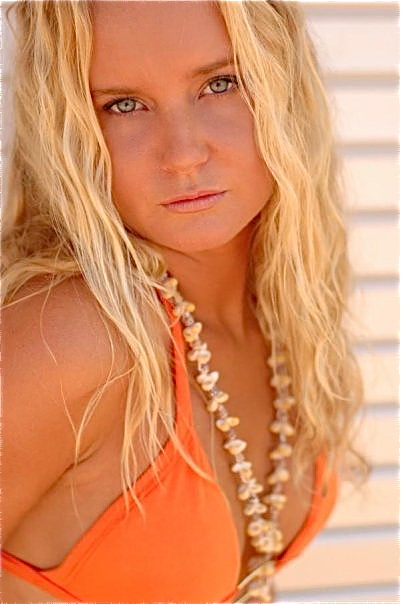 Female model photo shoot of Hayley Saunders in Palm Beach, Australia