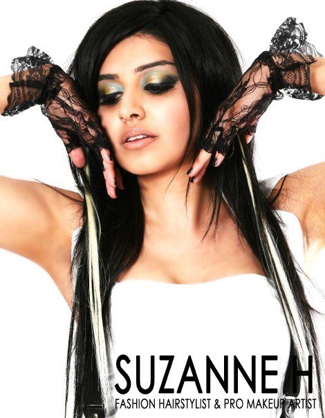 Female model photo shoot of Suzanne H