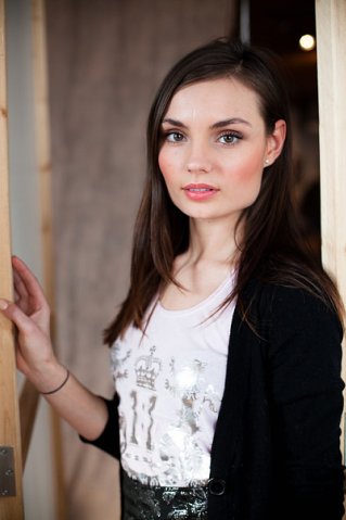 Female model photo shoot of Kristina (Tina) 