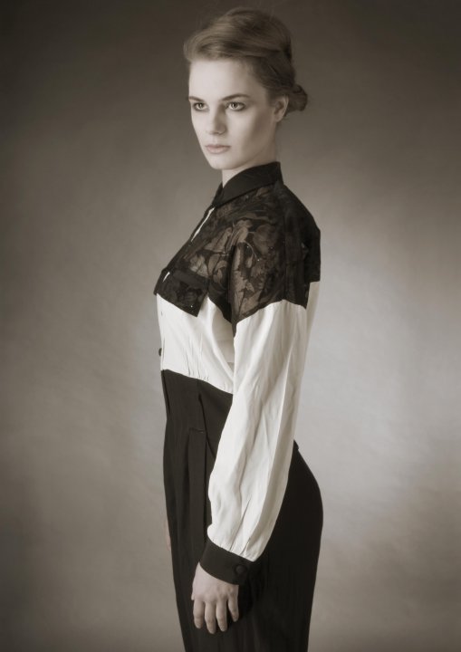 Female model photo shoot of Charlotte Bradbury MUA in Studio