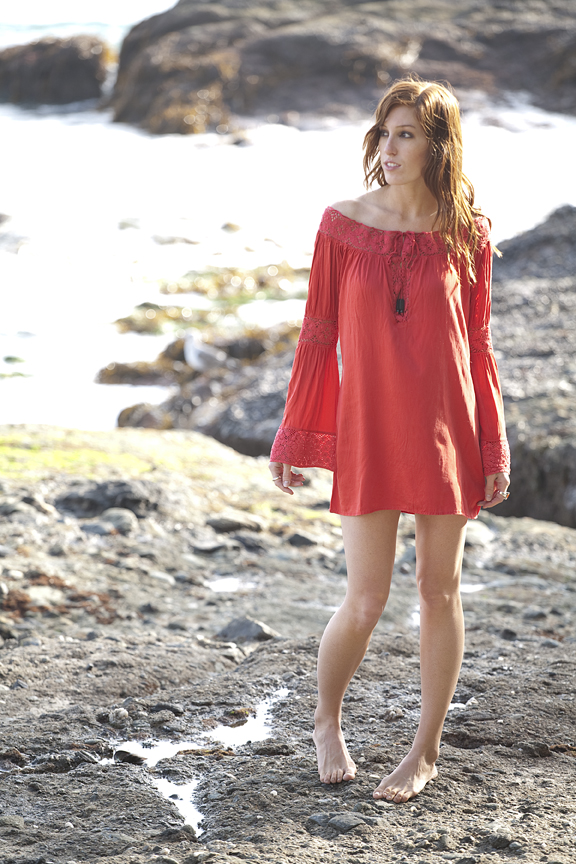 Female model photo shoot of Lindsey Galicinao Photo in Laguna Beach, CA