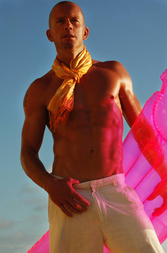Male model photo shoot of Carsten Kalkman by IJfke Ridgley Photo in Kaimana Beach, Oahu, Hawaii