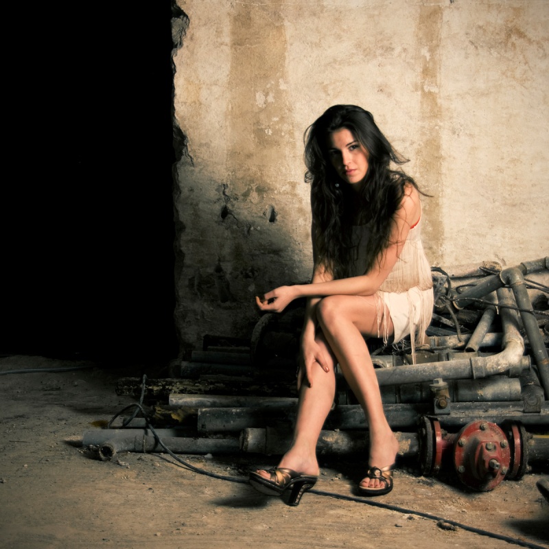 Female model photo shoot of Sinah