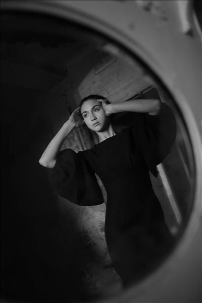 Female model photo shoot of Sonata_me in Bermondsey Street