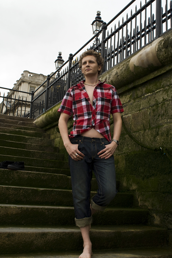 Male model photo shoot of Aleksi Mustakallio in Greenwich, London, UK