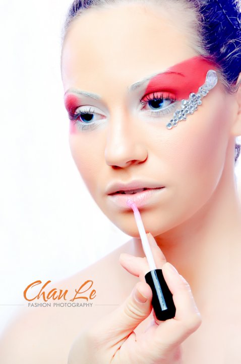 Female model photo shoot of Lindsay Dworkin by ChauLePhotography, makeup by Joli de Jackie