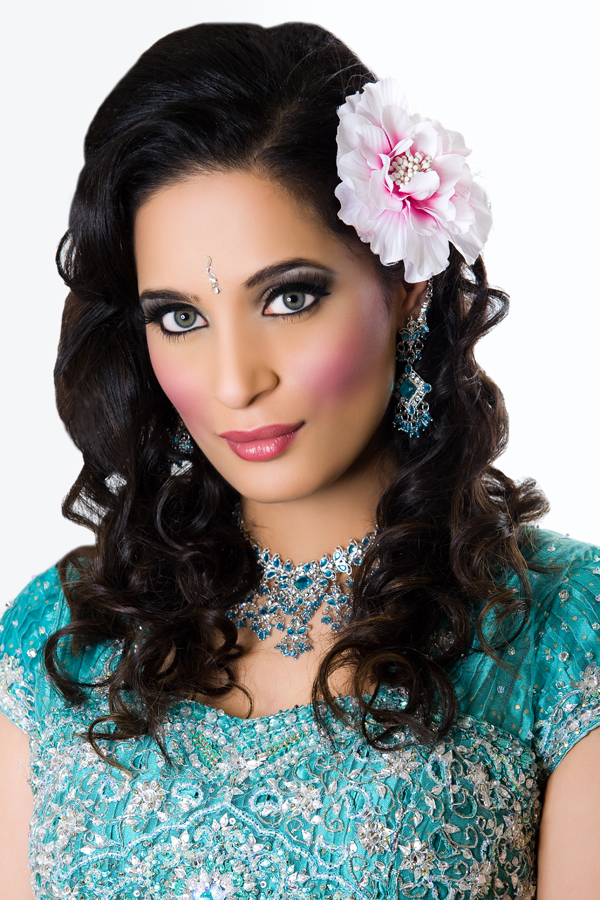 Female model photo shoot of Smara Ishfaq in Buckinghamshire