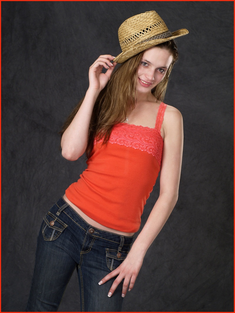 Female model photo shoot of Masha  Drymalski