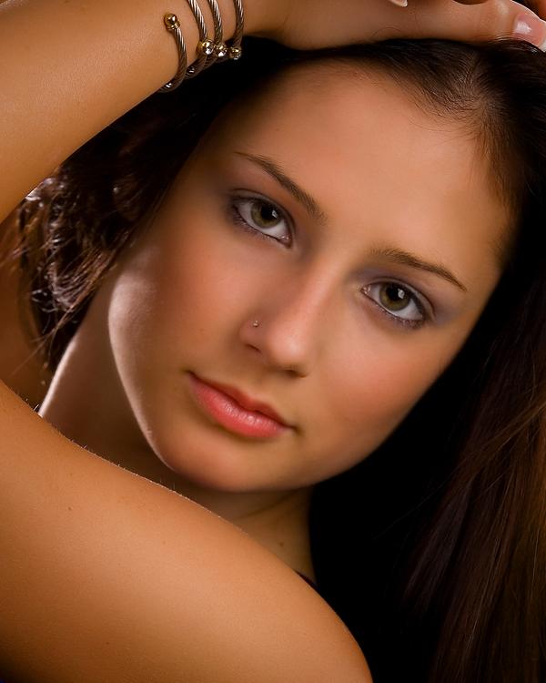 Female model photo shoot of Shay Bebe