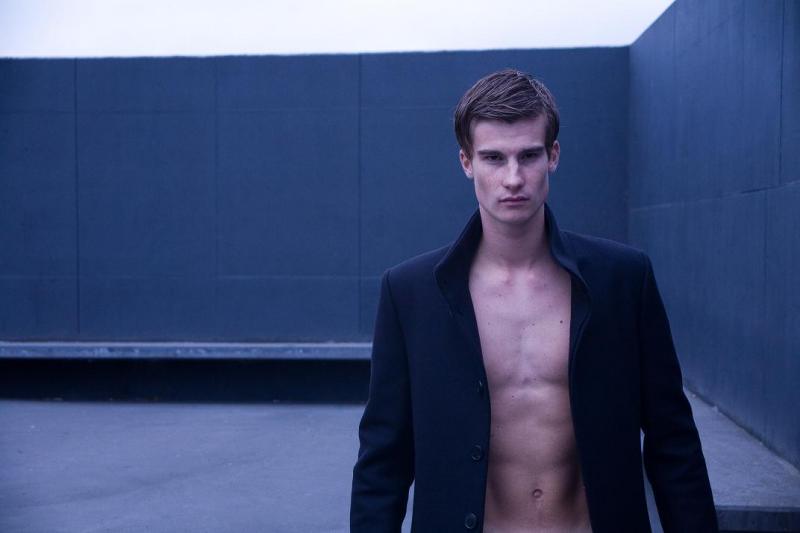 Male model photo shoot of Gregory Van Maris in Antwerp