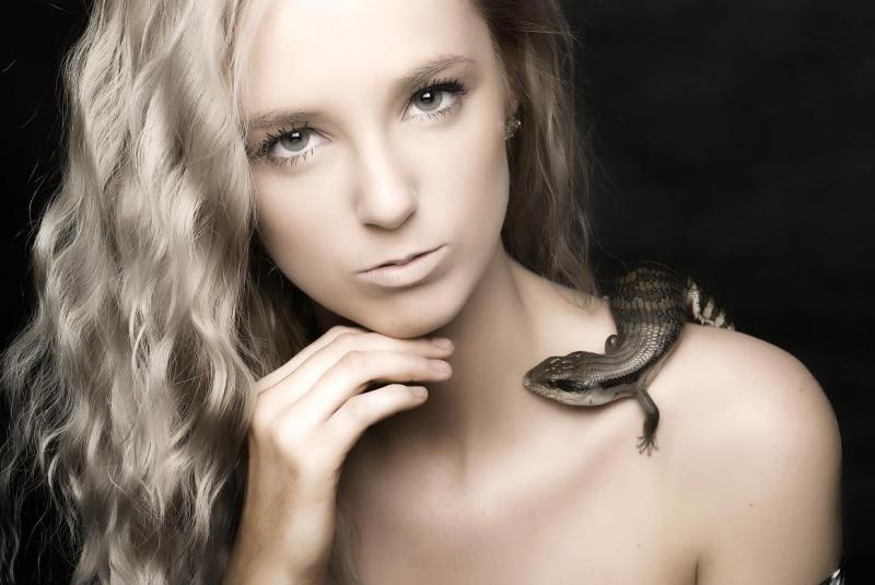 Female model photo shoot of Casey Elva Hill by Imagine Photo Studios in Imagin Photo Studios