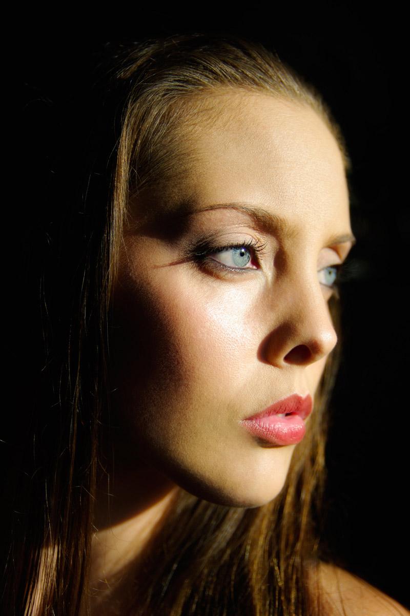 Female model photo shoot of Nadia Treadgold-Svir by DVPix-Patrick Parenteau