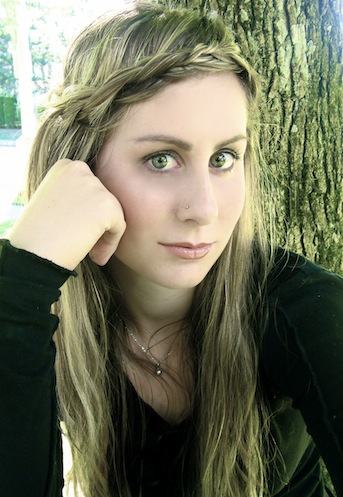 Female model photo shoot of Laura Murphy