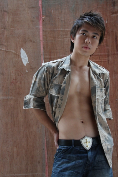 Male model photo shoot of Scott Zhuo