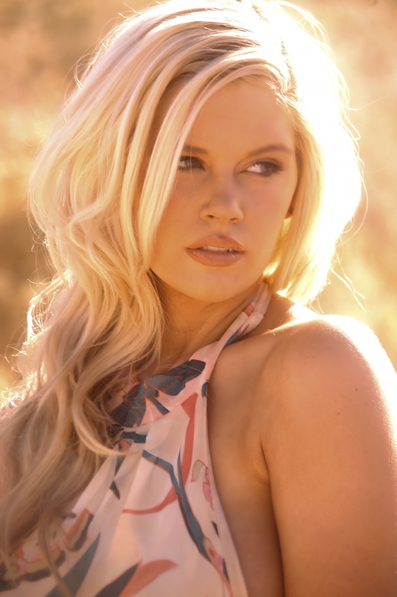 Male and Female model photo shoot of Phil Edelstein and Jessa Hinton in NV