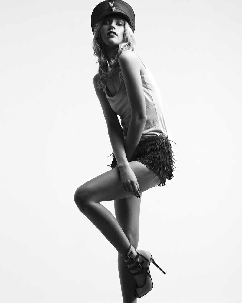 Female model photo shoot of Ashli Rossetti by Elliott J Willis