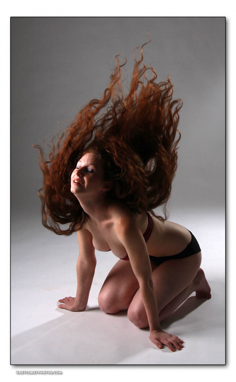 Female model photo shoot of Robyn Jessie by Eastcoastphotos