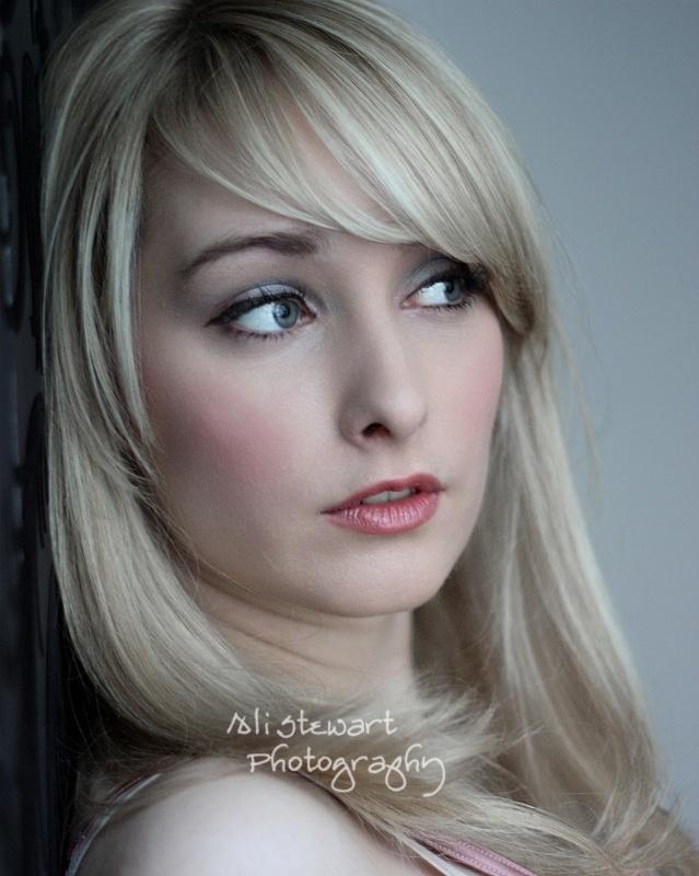 Female model photo shoot of Rachelle Shepherd in Profile Aberdeen