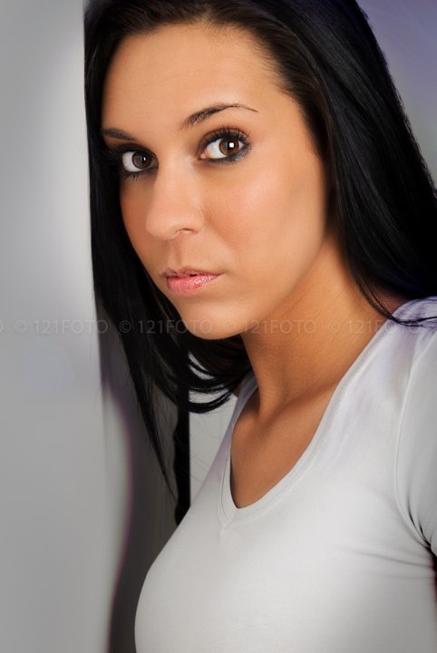 Female model photo shoot of Veronika Kis