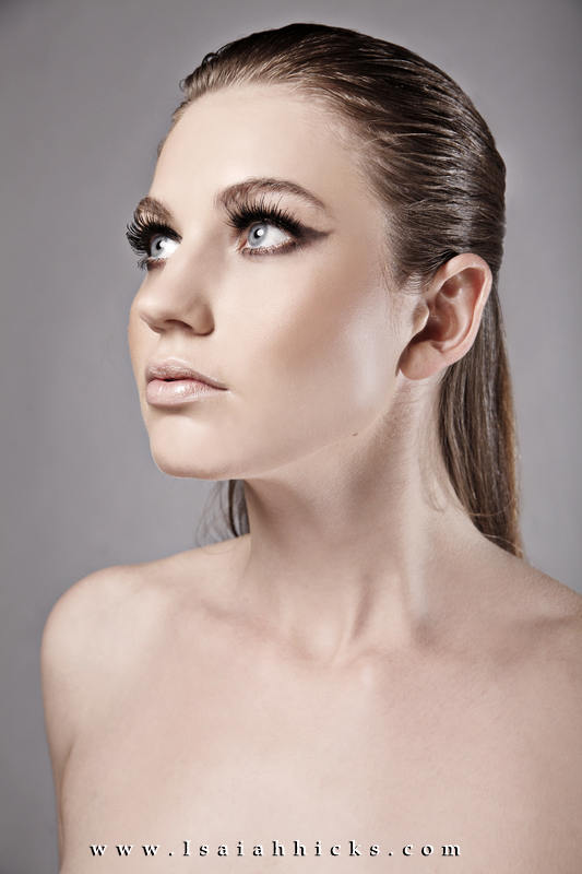 Female model photo shoot of Jordyn makeup and hair