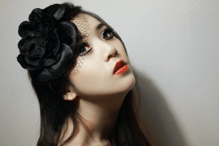 Female model photo shoot of Chloe Park