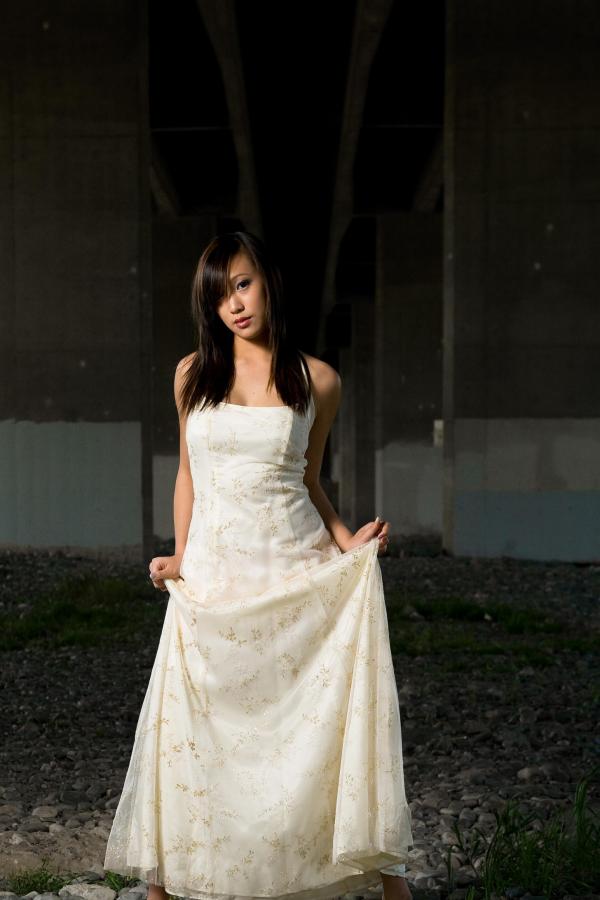 Female model photo shoot of Ashley Lii