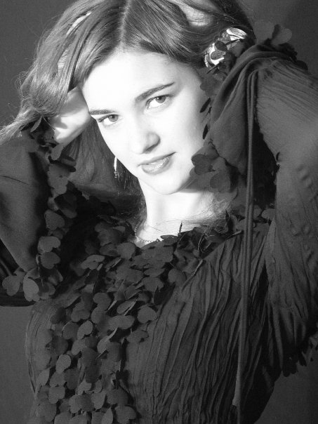 Female model photo shoot of Miriam Raquel