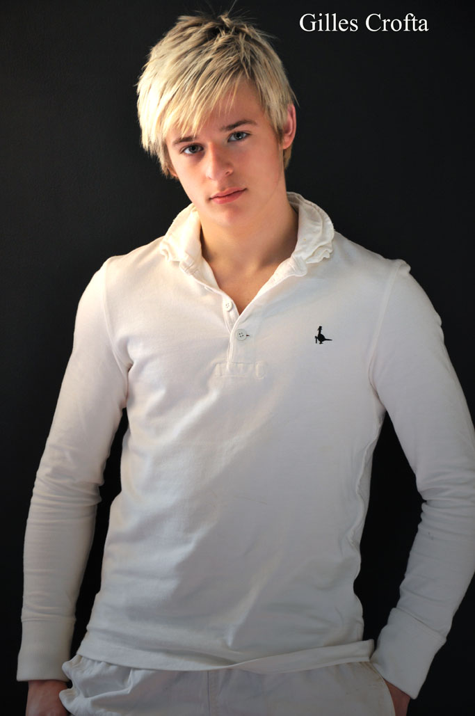 Male model photo shoot of Tom Glasson in Loughborough