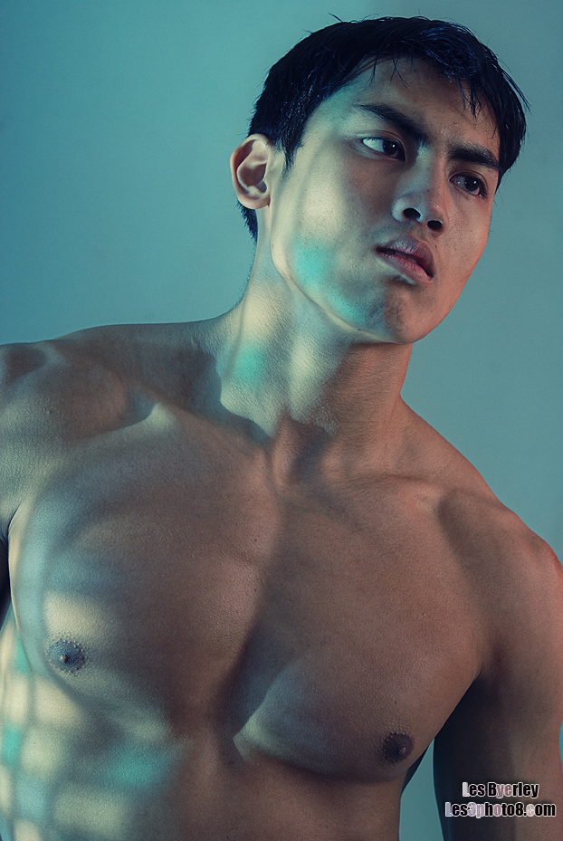 Male model photo shoot of Ben Tido