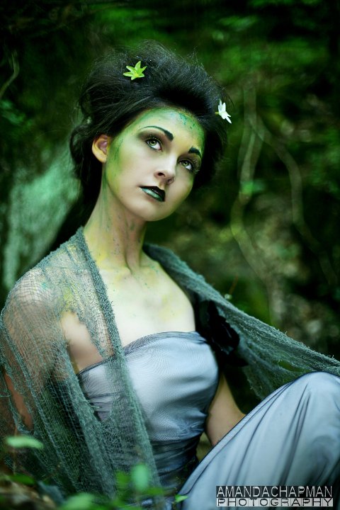Female model photo shoot of Laren Lindholm by Amanda Chapman  in Tuscumbia, AL, makeup by Laren Lindholm