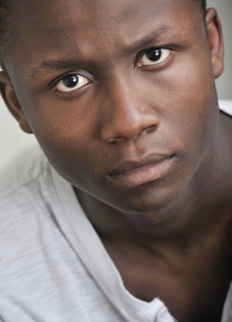 Male model photo shoot of Kevin Mdanga