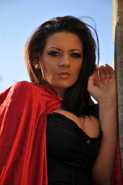 Female model photo shoot of Lisa-Maria T in Belton Park