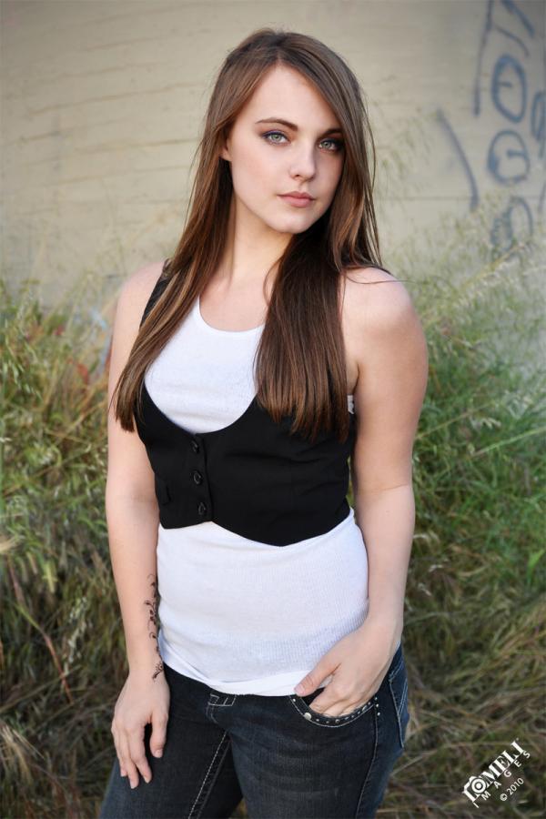 Female model photo shoot of Melissa Darling in Fresno, CA