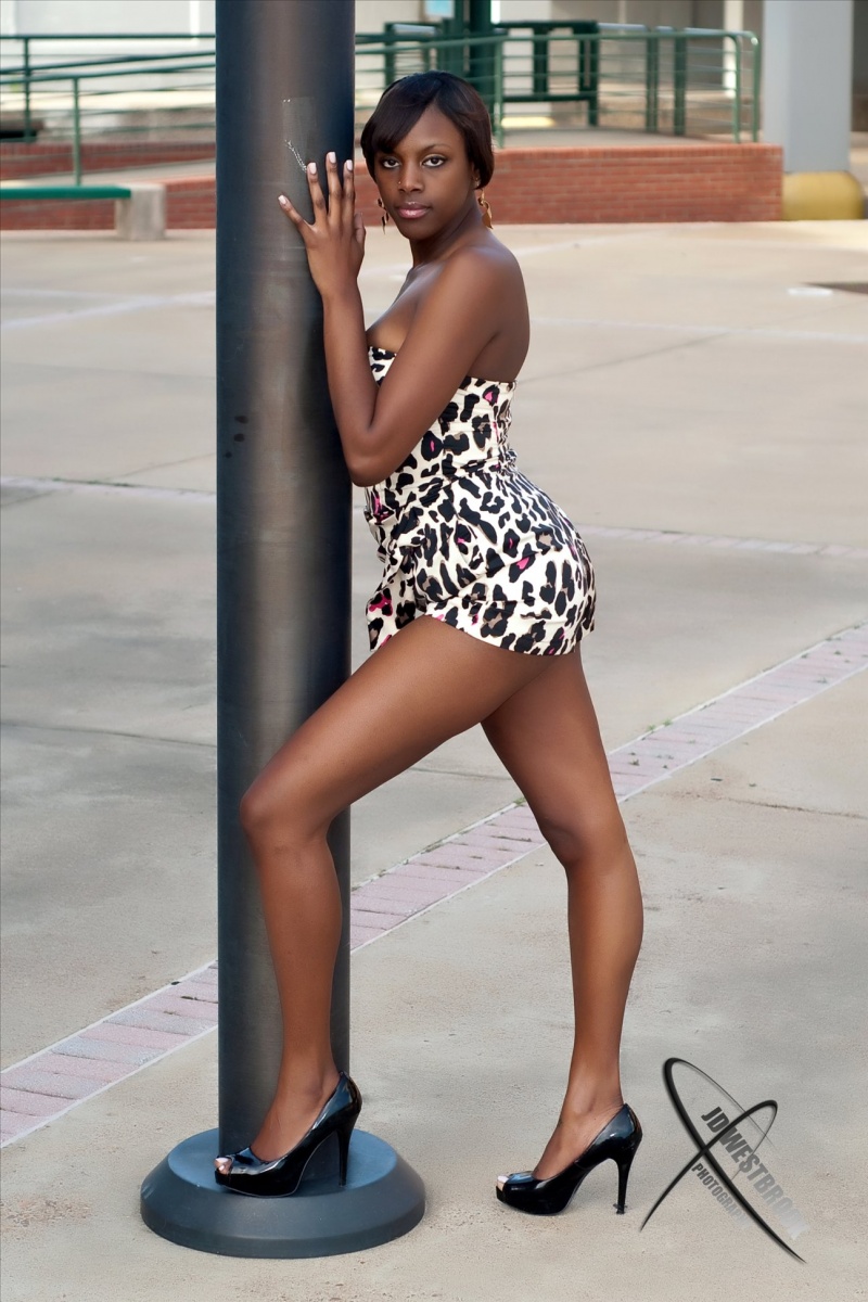Female model photo shoot of AMARIE_8705 in Downtown Memphis