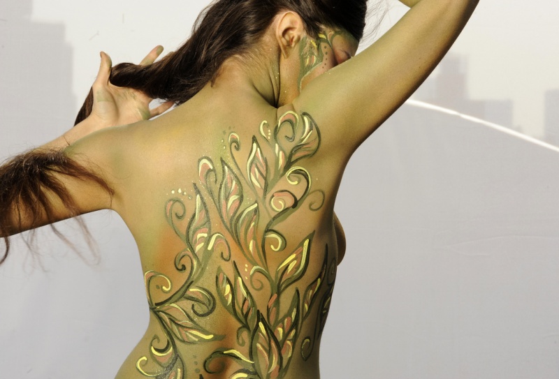Female model photo shoot of 2nd Skin: Artisan Body  by Robert Feliciano